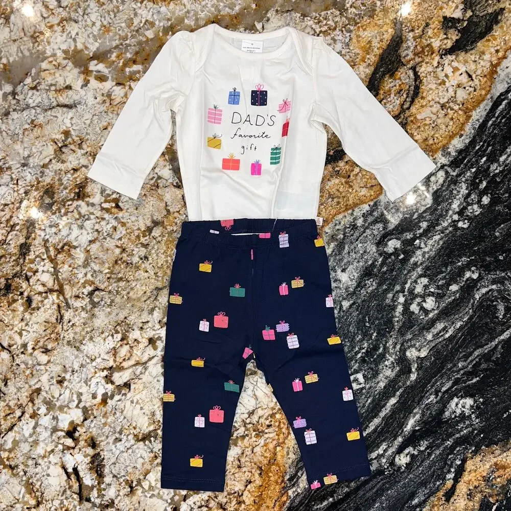 NWT GAP Baby Ivory & Navy W/